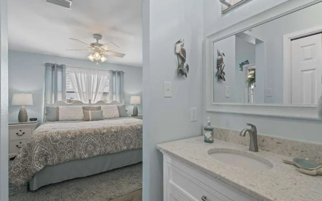 Lagoon Sun 5 by RedAwning