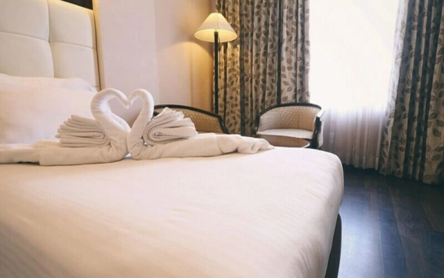 Hotel Heritage Inn