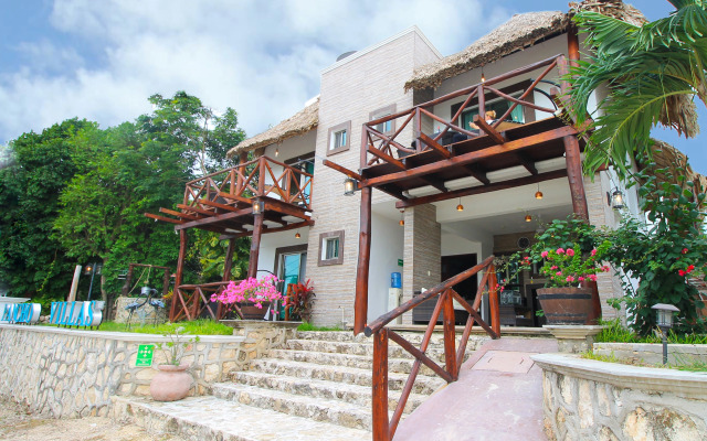 Hotel Pancho Villas