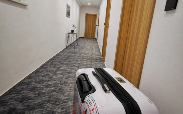 YMY Boutique Residence