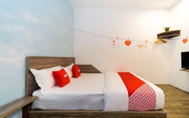 Winggarden Murals House