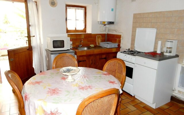House With 2 Bedrooms in Mer, With Enclosed Garden and Wifi