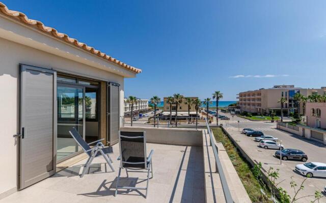 YourHouse Antonia, sea view house with terrace