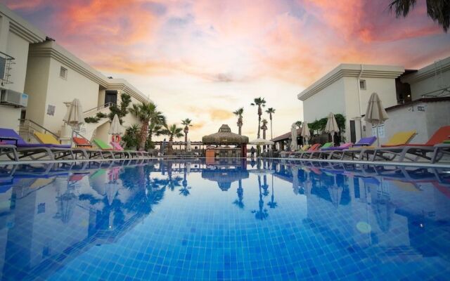Zuzuu Beach Hotel