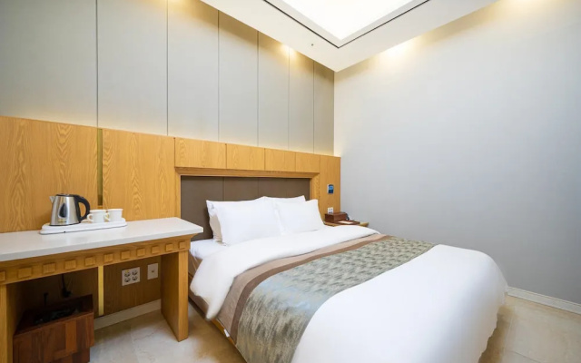 Hotel Core