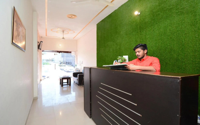 Urban Guest House By OYO Rooms