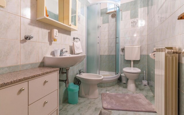 Nice Apartment in Rovinj With 2 Bedrooms and Wifi