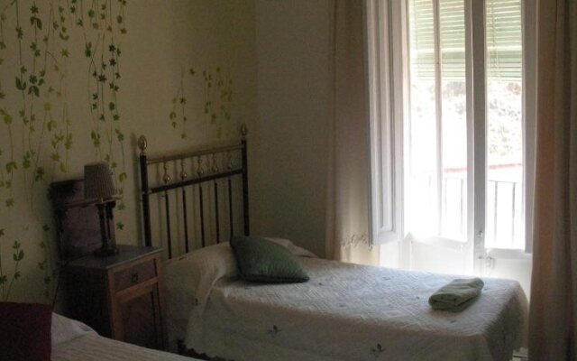 Pension El Torreon B&B