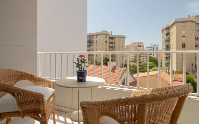 Nogalera 2 Bedroom Retro Apartment