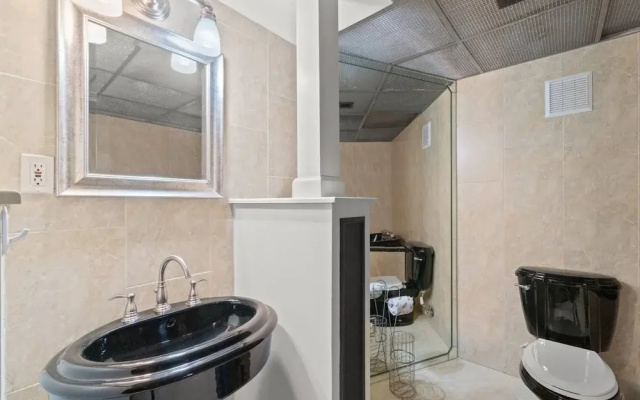 Edgewater Tower 2 Unit 505