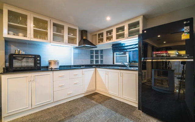 Patong Hill sea View Villa 4 Bedroom Private Pool