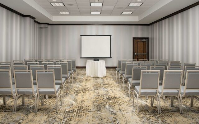 Embassy Suites by Hilton Dulles North/Loudoun