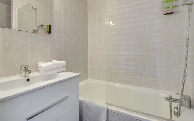 Hôtel Authentic by Balladins Dijon/Marsannay-la-Côte