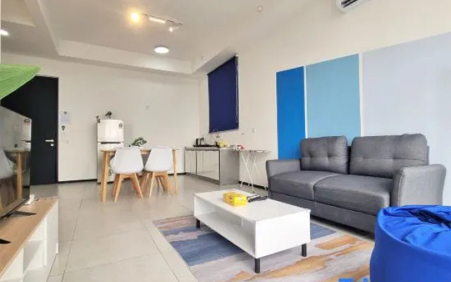 Skyblue 2 Rooms Apartment, 4+2 Pax @ Urban Suites