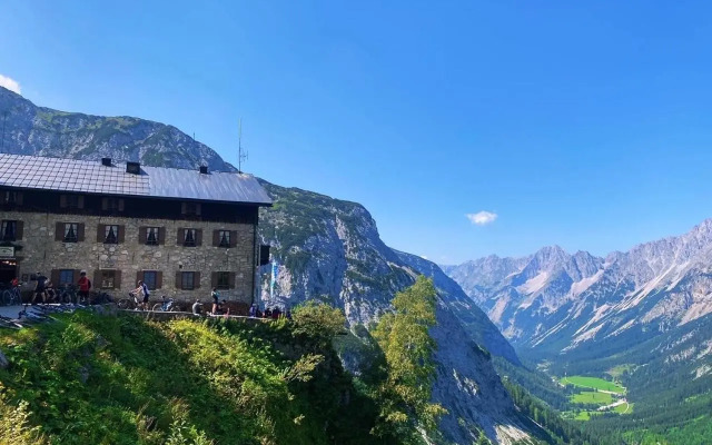 Mountain Apart Katzenkopf