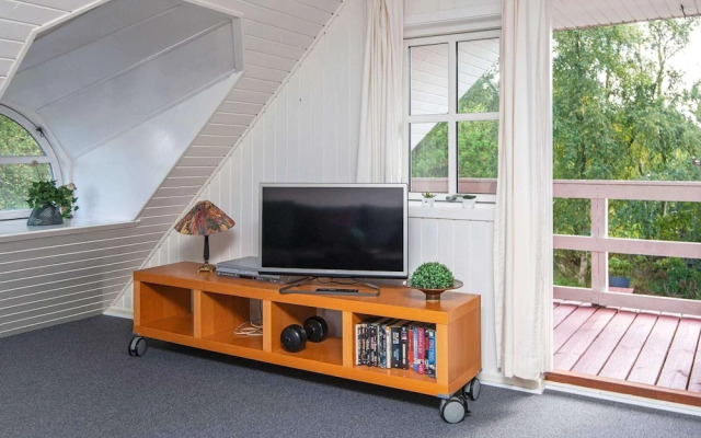 7 Person Holiday Home in Romo