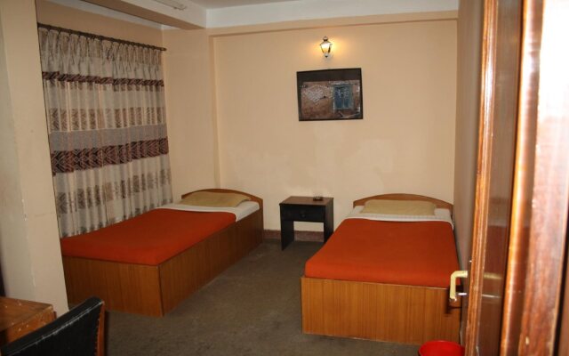 Monumental Paradise Hotel