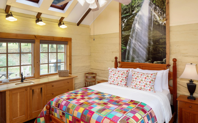 Historic Boone Tavern Hotel and Restaurant
