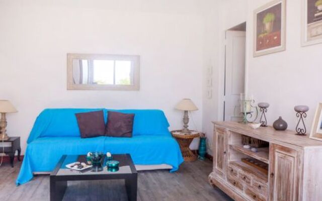 Village Les Fourches 25689