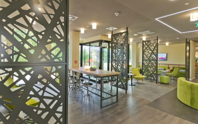 Super 8 By Wyndham Freiburg