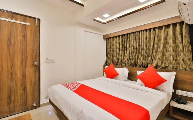 OYO 24950 Hotel Shree Balaji Residency