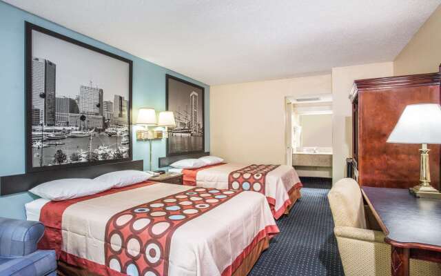 Super 8 by Wyndham Camp Springs/Andrews AFB DC Area