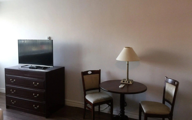 Duvernay Studios and Suites
