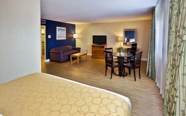 Ramada Seekonk/Providence Area