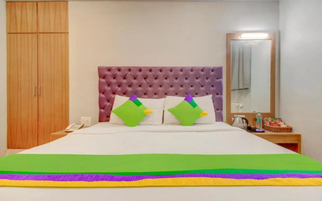 Fabhotel Cruz Royale