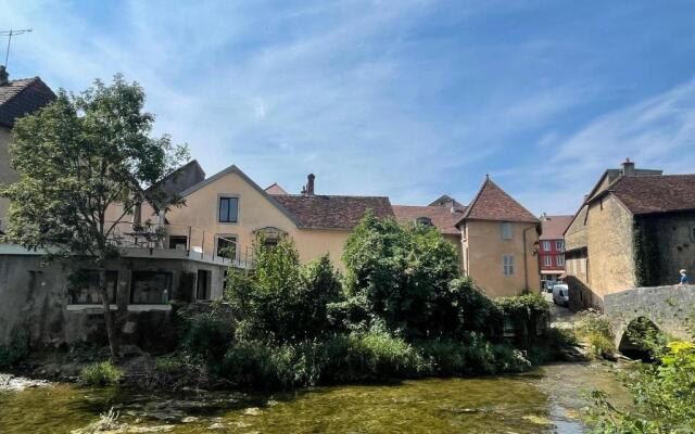 Maison près de la rivière