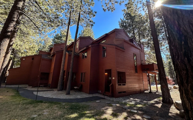 Winterset #33 3 Bedroom Condo