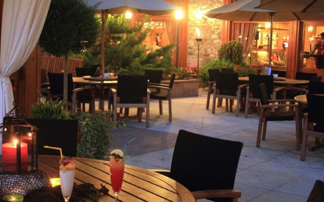 Sport Hotel Village