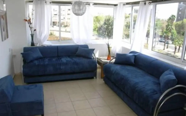 Avi's Suites - 44 Hativat Hanegev