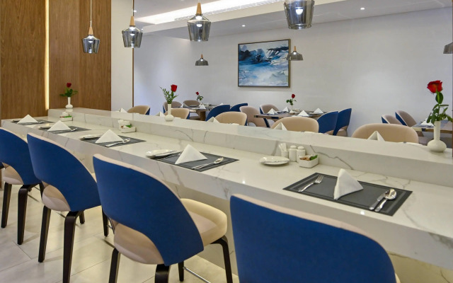 Comfort Hotel Jeddah King Road