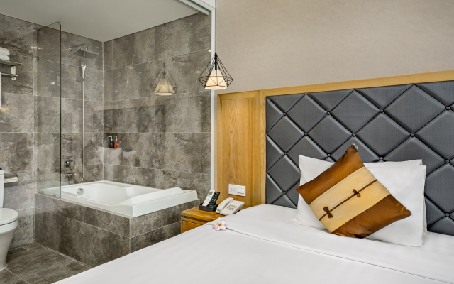 Grand Sunrise Boutique Hotel