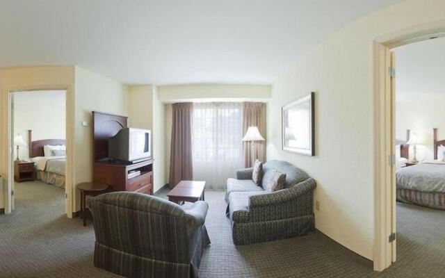Staybridge Suites Savannah Airport