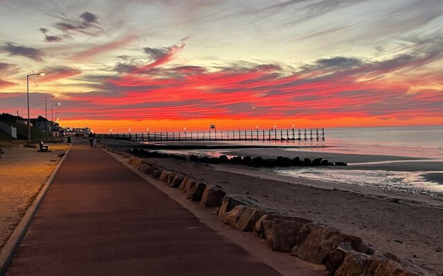 Le Beau Rivage
