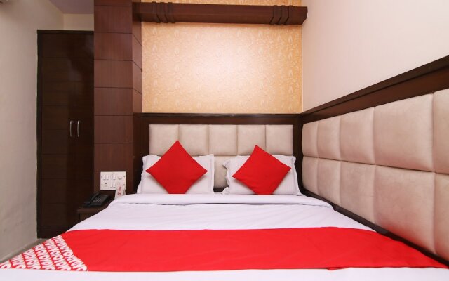 OYO 23223 Sagar Deluxe