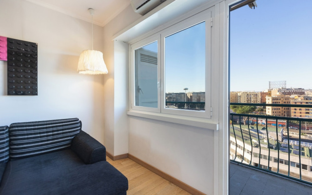 Rental in Rome Pyramid View Apartment
