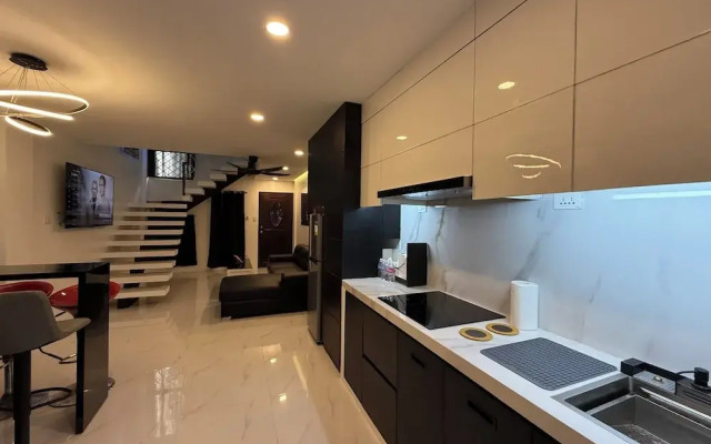 Kandi Suites 2BR with private Jacuzzi