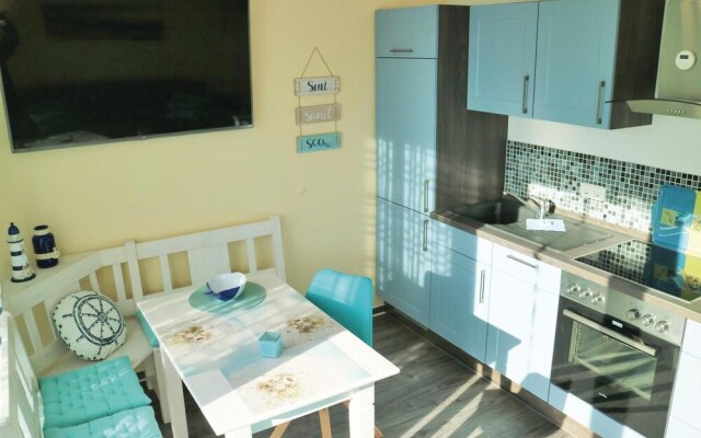 Awesome Apartment in Graal-müritz With 1 Bedrooms and Wifi