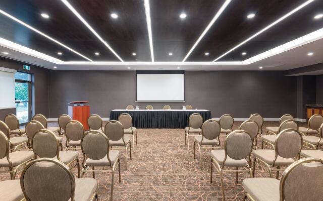 Holiday Inn Express & Suites Milton by IHG