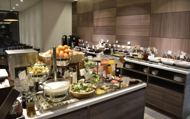 Odysis Sapporo Odori Koen Hotel