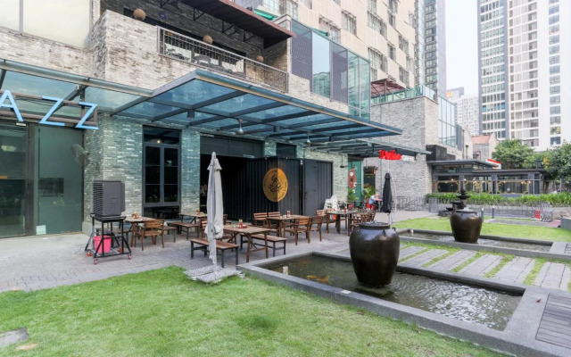 Proper Suites at Empire Damansara