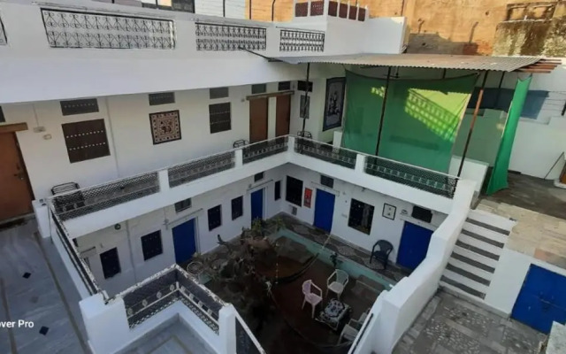 Shiva Guest House