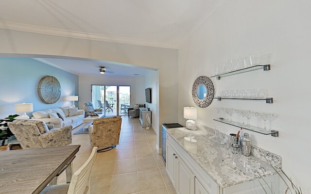 300cbw32 3 Bedroom Condo
