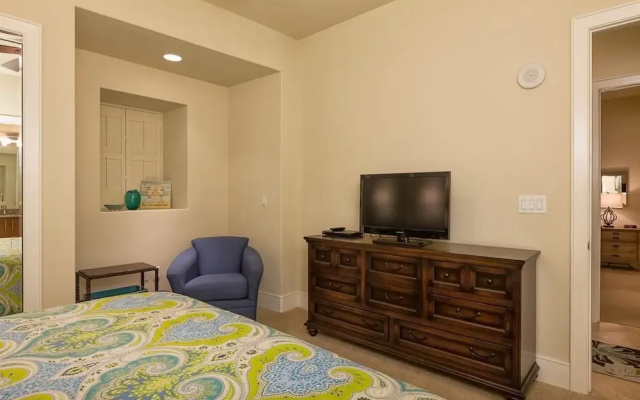 Turquoise Place Unit 404C