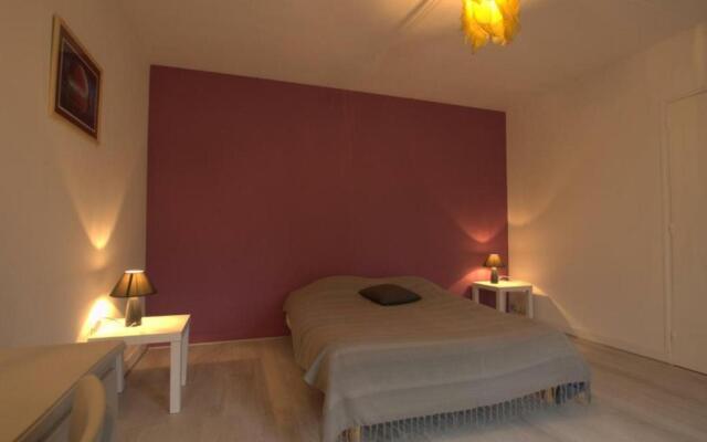 Gîte Laubressel, 5 pièces, 6 personnes - FR-1-543-201