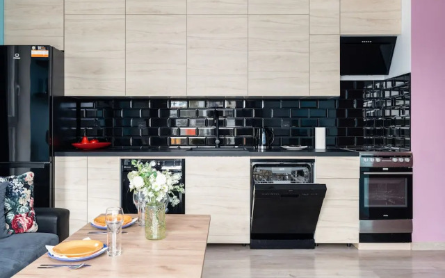 Mateckiego Apartment by Renters