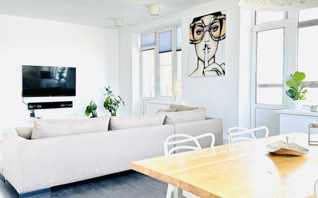 Little Home Lisiha (Литл Хоум Лисиха)